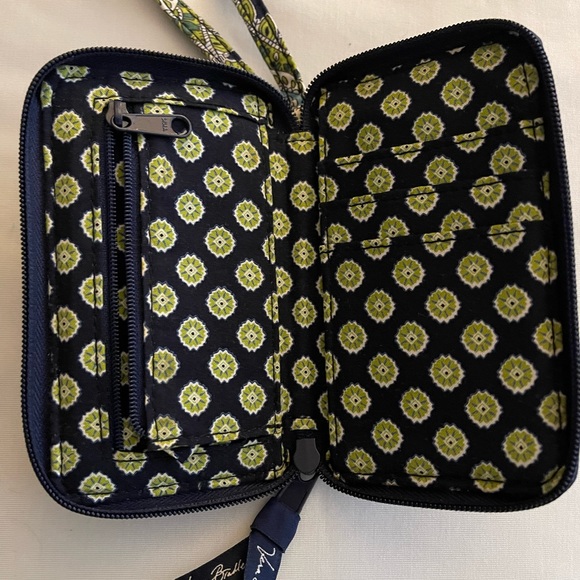 Vera Bradley wallet - Picture 5 of 7